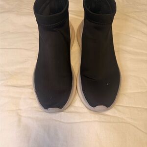 Zara Black and White Athletic Shoes